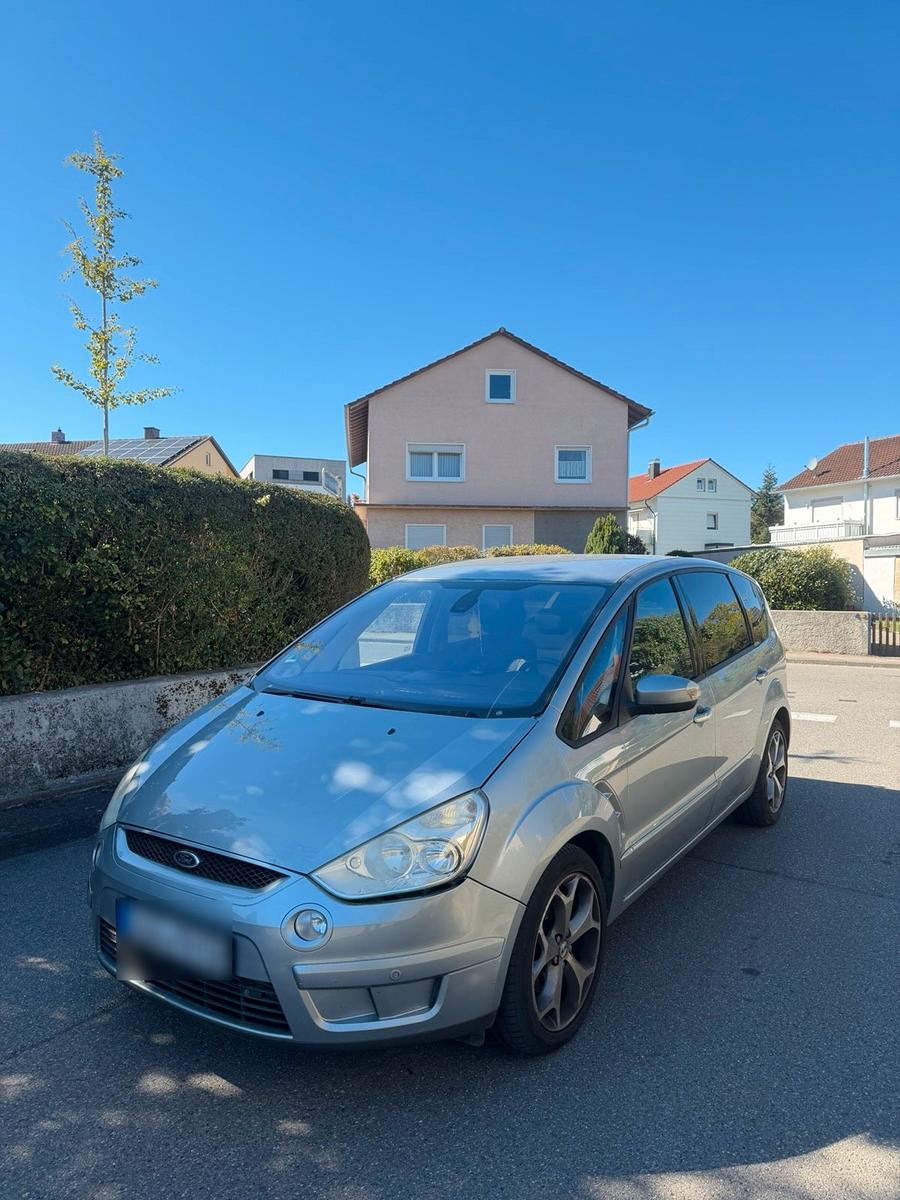 Ford S-Max