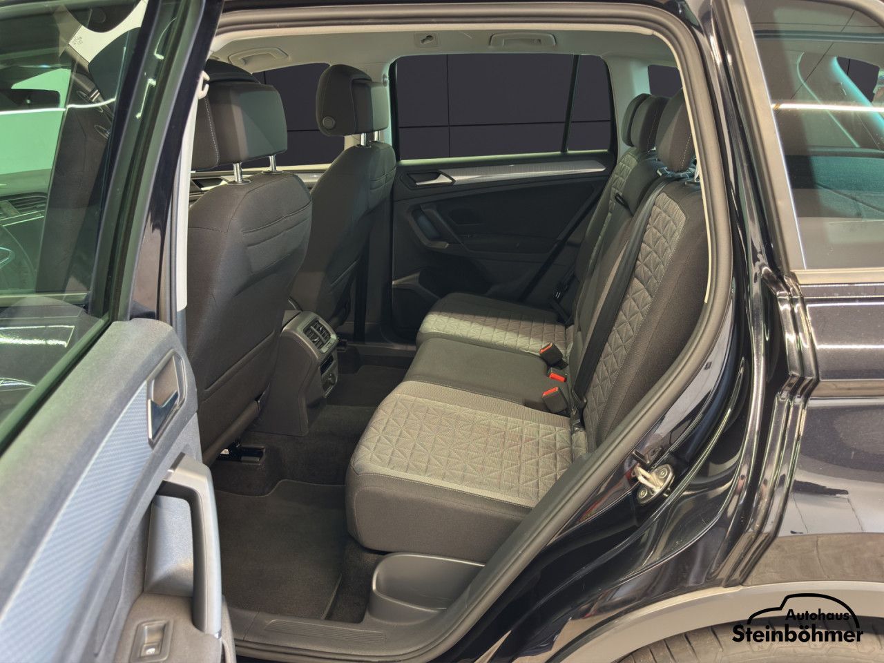 Volkswagen Tiguan - Bild 14