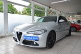 Alfa Romeo Giulia 2.2 JTDM Super *AUTOMATIK*NAVI*2.HAND* - Alfa Romeo Giulia in Hannover