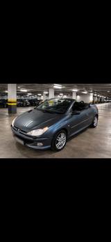 Peugeot 206cc Cabrio|Nur 90.000km|Tüv neu - Peugeot 206 in Freiburg