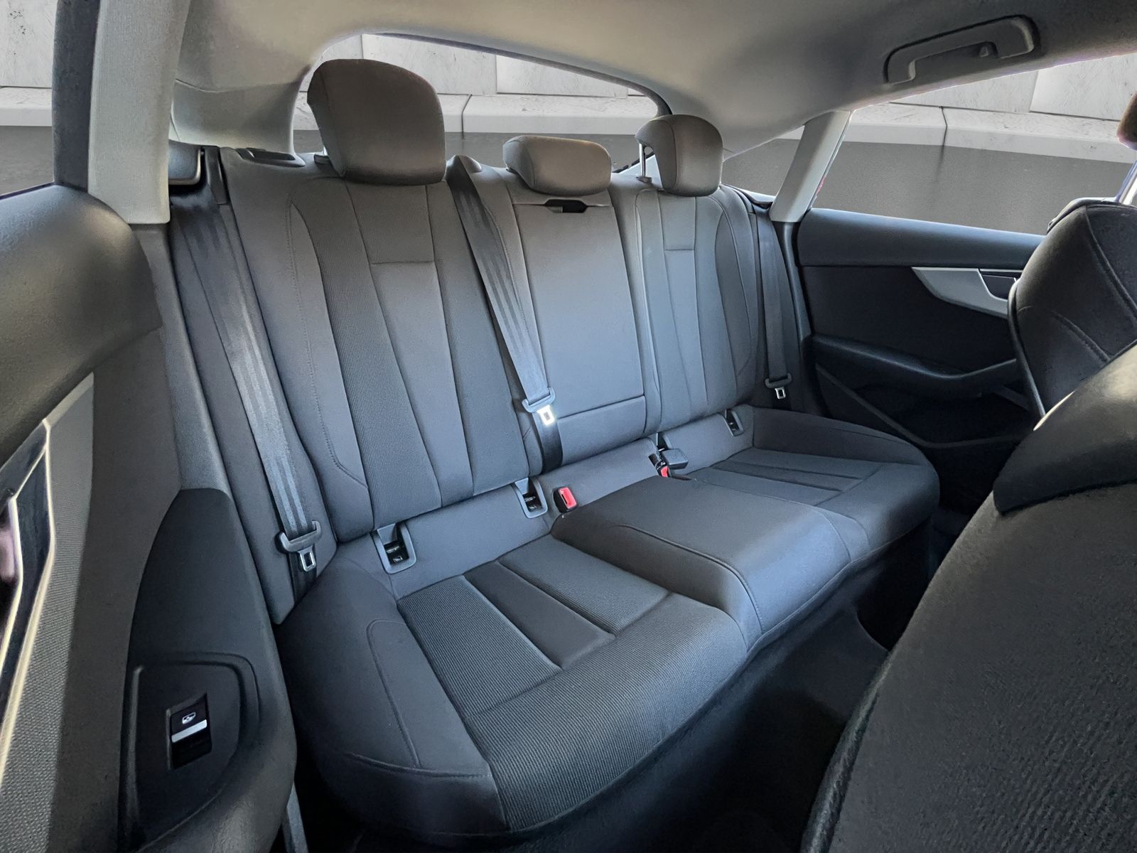 Fahrzeugabbildung Audi A5 **45 TFSI QUATTRO*SHZ*KAMERA**