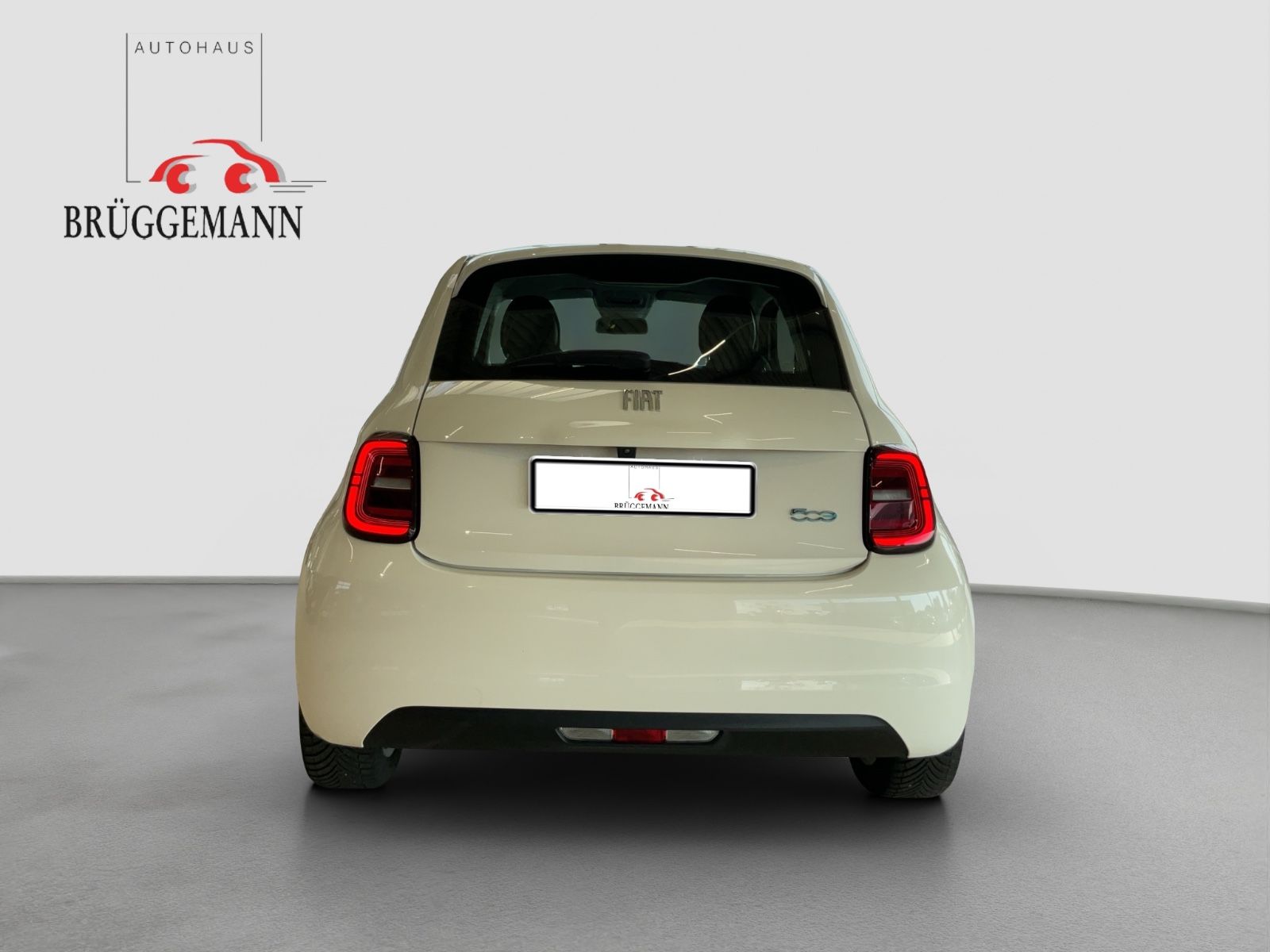 Fahrzeugabbildung Fiat 500e Icon + Kamera, LED, Winterpaket