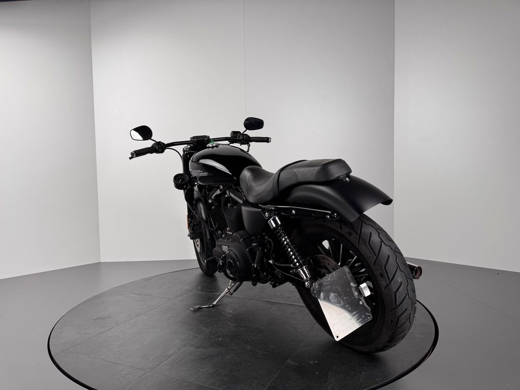 Fahrzeugabbildung Harley-Davidson XL 883 IRON *REIFEN  NEU *SEHR GEPFLEGT