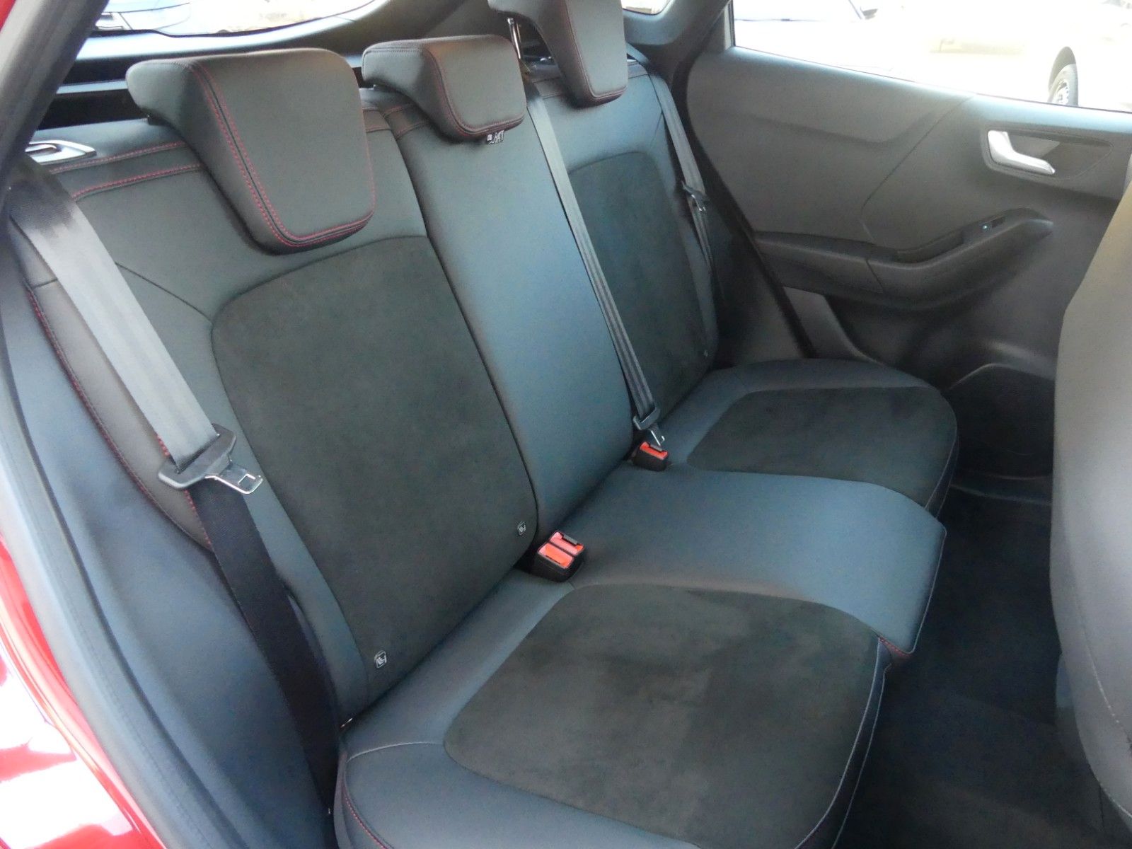 Fahrzeugabbildung Ford Puma ST X*Panoramadach*AHK*Blis*neues Modell