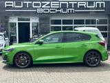 Ford Focus Lim. ST X Performance Head-Up Alcantara - Ford Focus: Grün