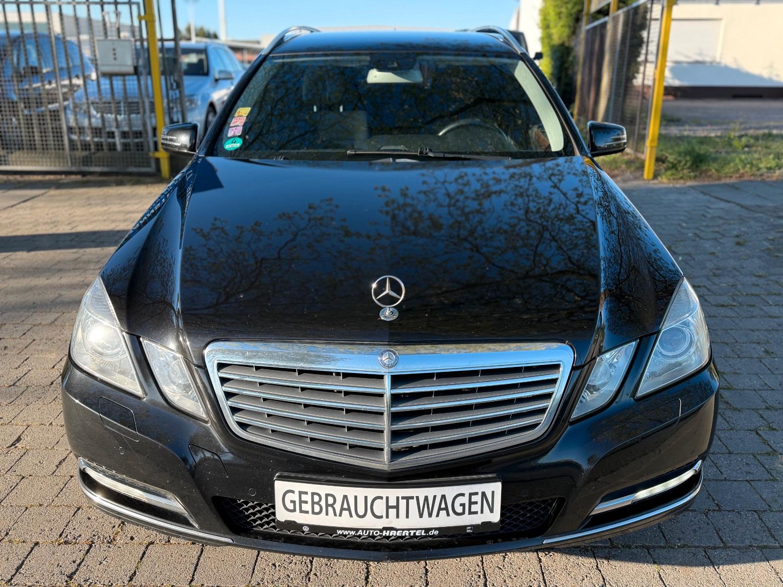 Mercedes-Benz E 220 CDI T-Modell  BlueEfficiency NAVI KLIMA PD