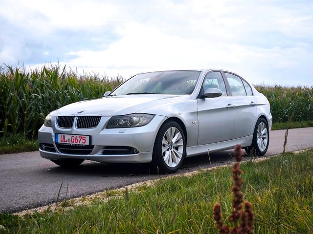 BMW 325i *TÜV 04/2027* *KD Neu*