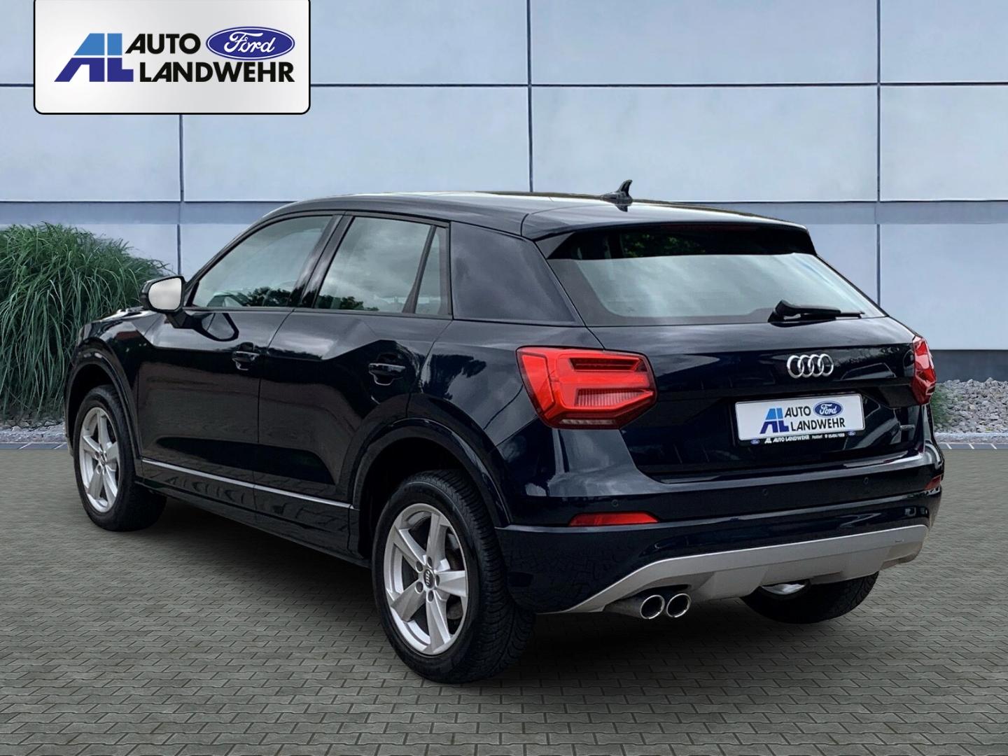 Audi Q2 quattro sport El. Panodach Navi Leder Digital