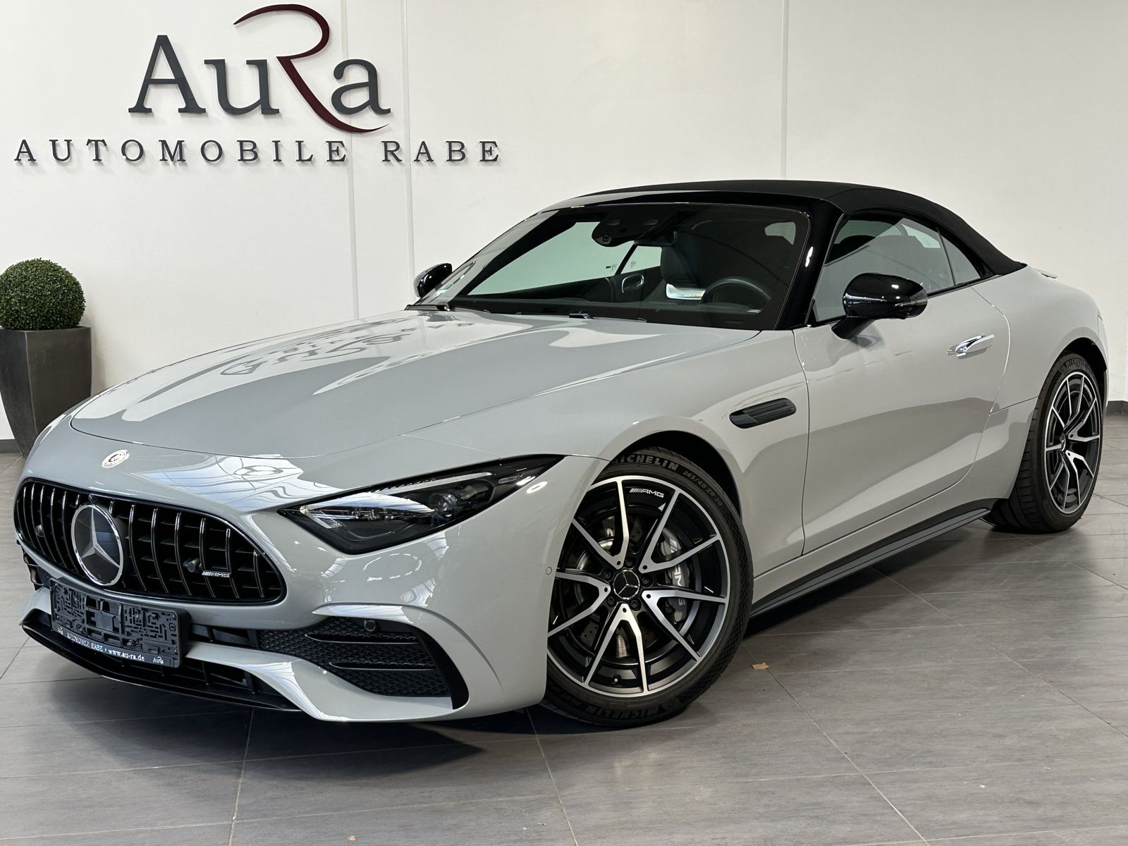 Fahrzeugabbildung Mercedes-Benz SL 43 AMG NAV+LED+DISTRONIC+VCOCK+HUD+360°+20ZO