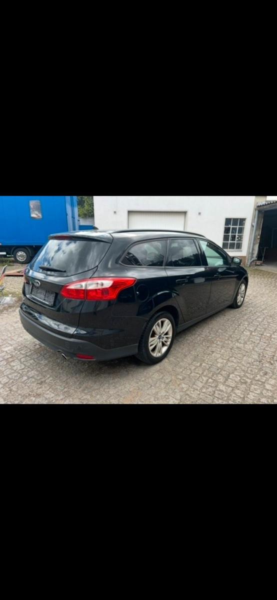Ford Focus 2012 — photo 5