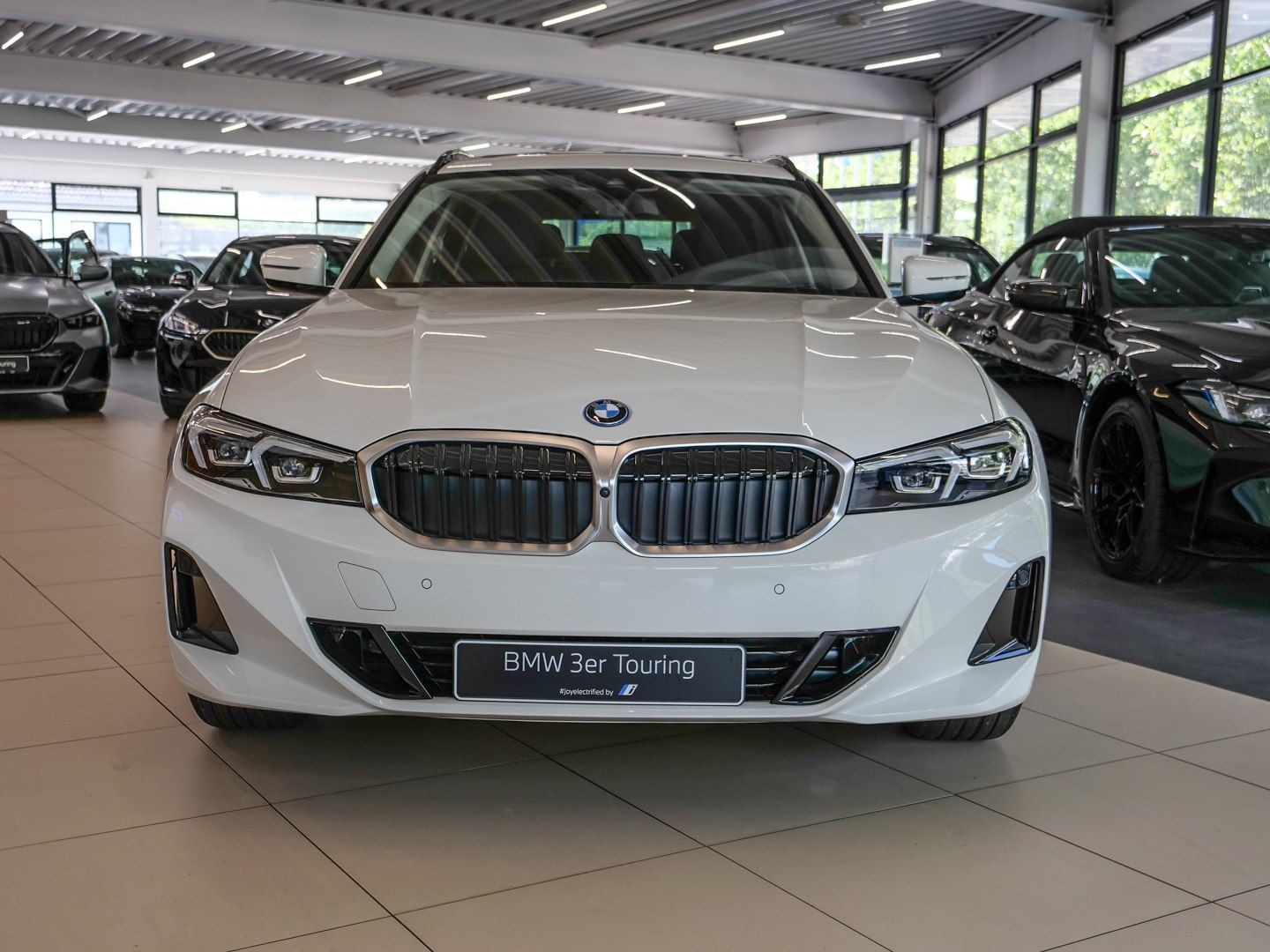 BMW 330 - Bild 3