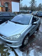 Peugeot 206 - Peugeot 206 mit Anhängerkupplung