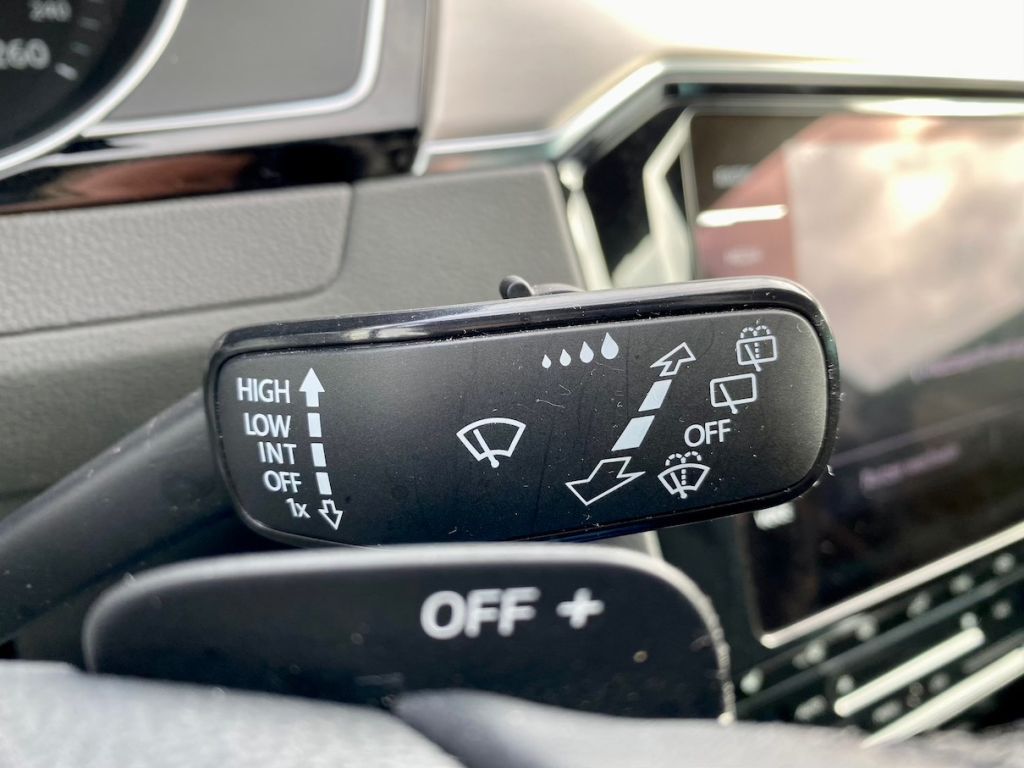 Fahrzeugabbildung Volkswagen Passat Variant 2.0 DSG Elegance AHK GZJR KAMERA