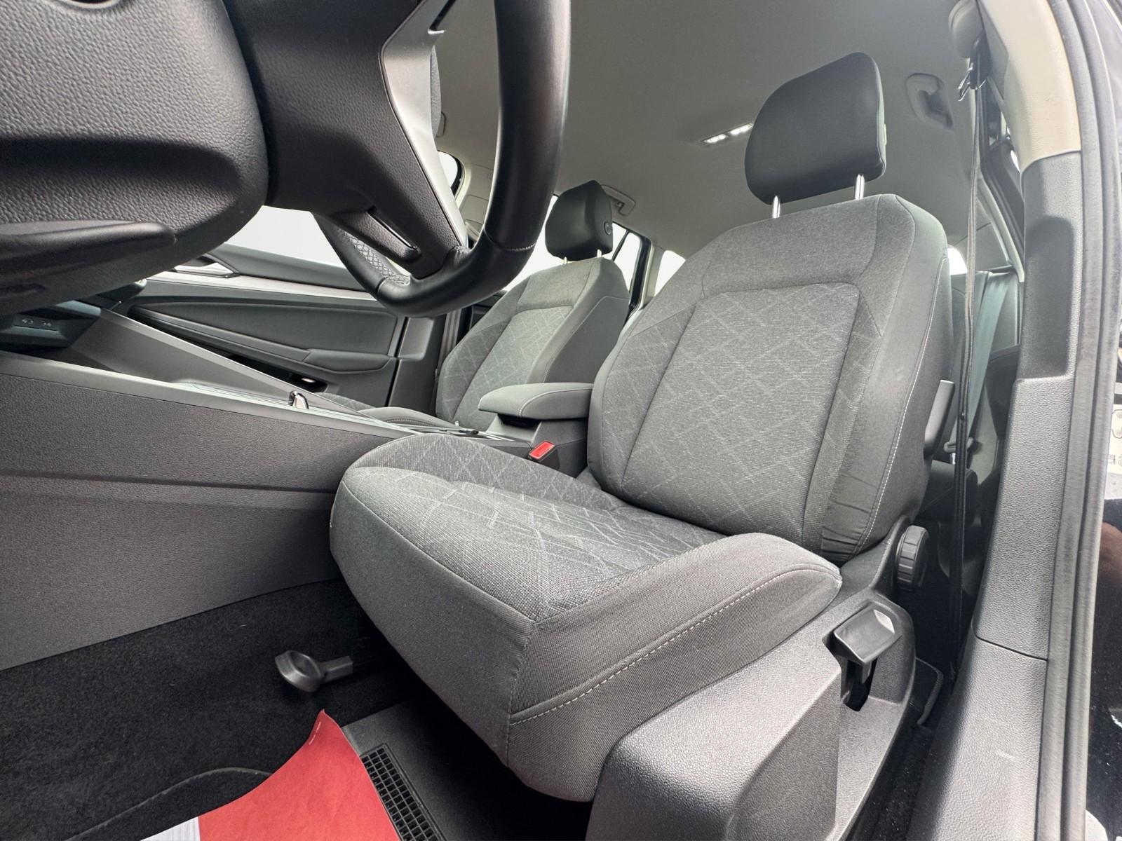 Volkswagen Golf VIII eTSI *ACC *Kamera*Carplay, миниатюра 9