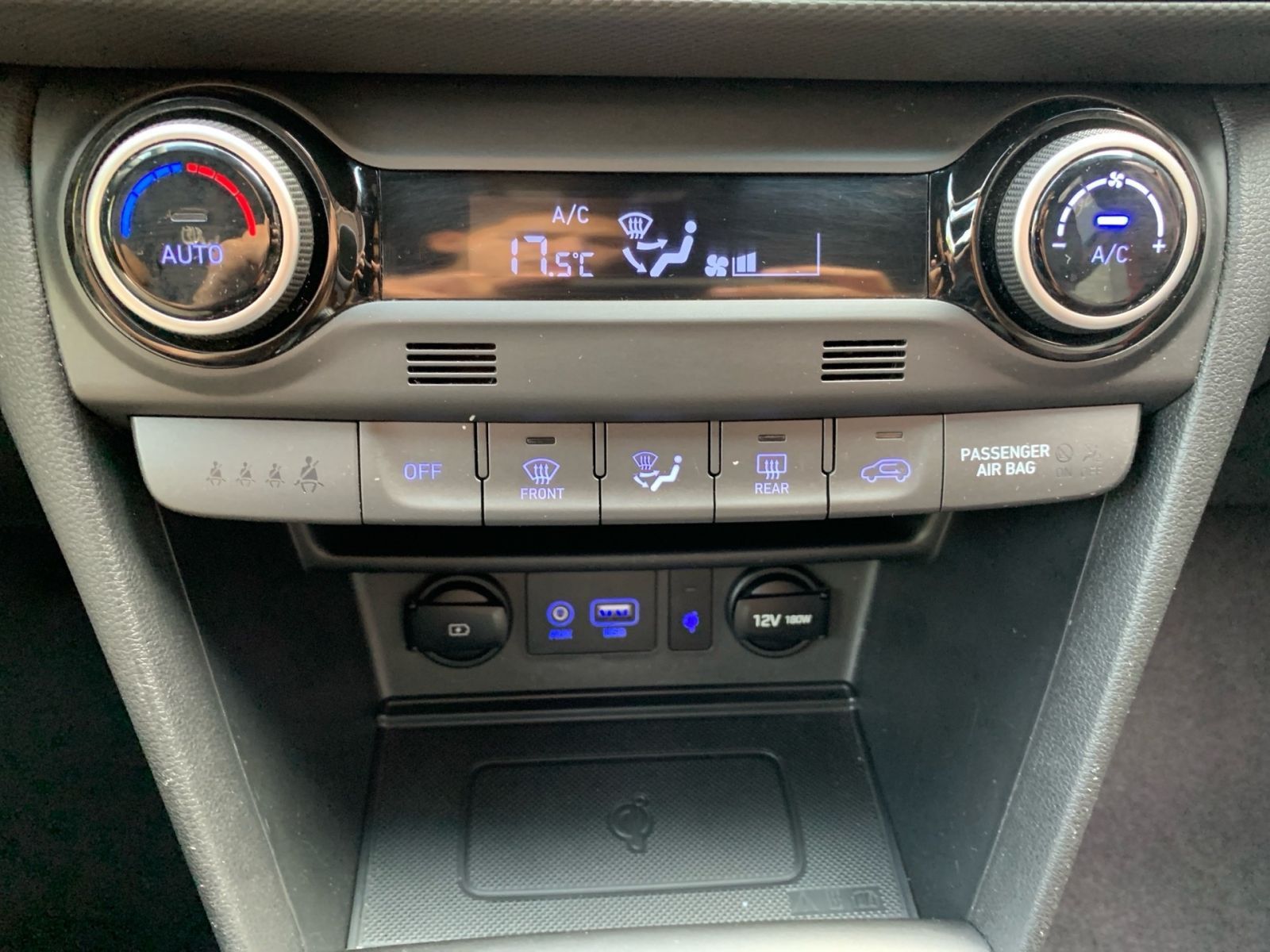 Fahrzeugabbildung Hyundai KONA 1.0 T-GDI Advantage+ Navi
