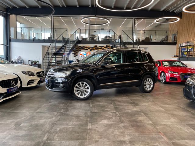 MYAUTOCENTER – Gebraucht- und Jahreswagen mit Werkstattservice in Pfaffenhofen Volkswagen Tiguan Sport & Style 4Motion*Klima*Navi*Panorama