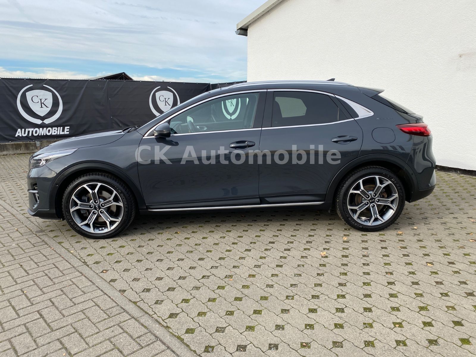 Fahrzeugabbildung Kia XCeed 1.6 Launch Edition/Navi/Pano/LED/ACC/AHK