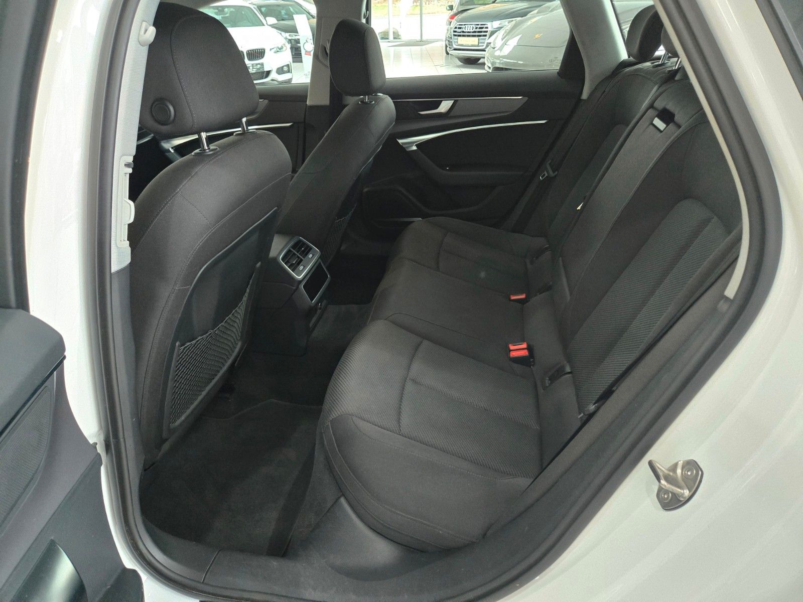 Fahrzeugabbildung Audi A6 Avant 45 TDI quattro*Business-Paket