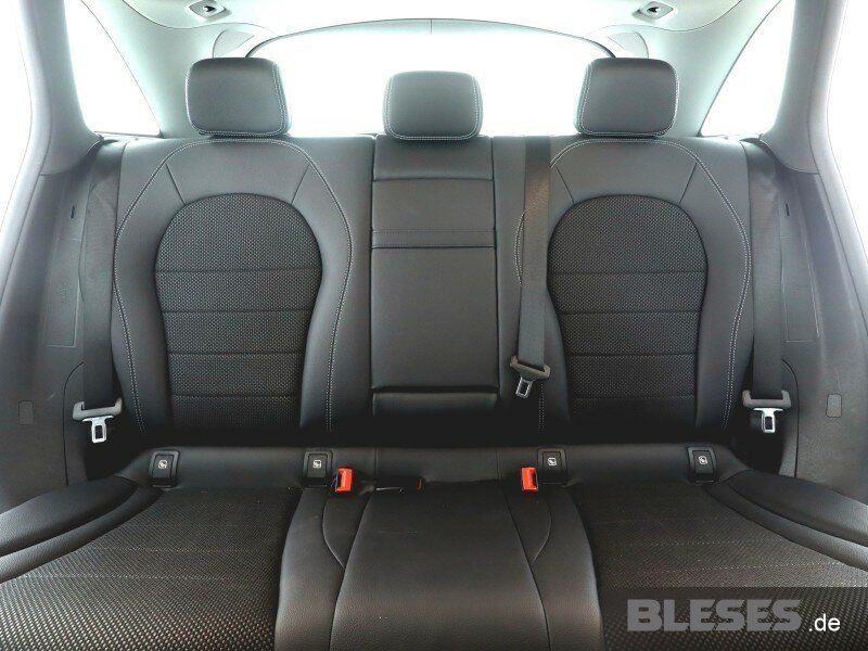 MERCEDES-BENZ GLC 220 – Bild 10
