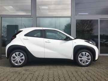 Toyota Aygo (X) - 4