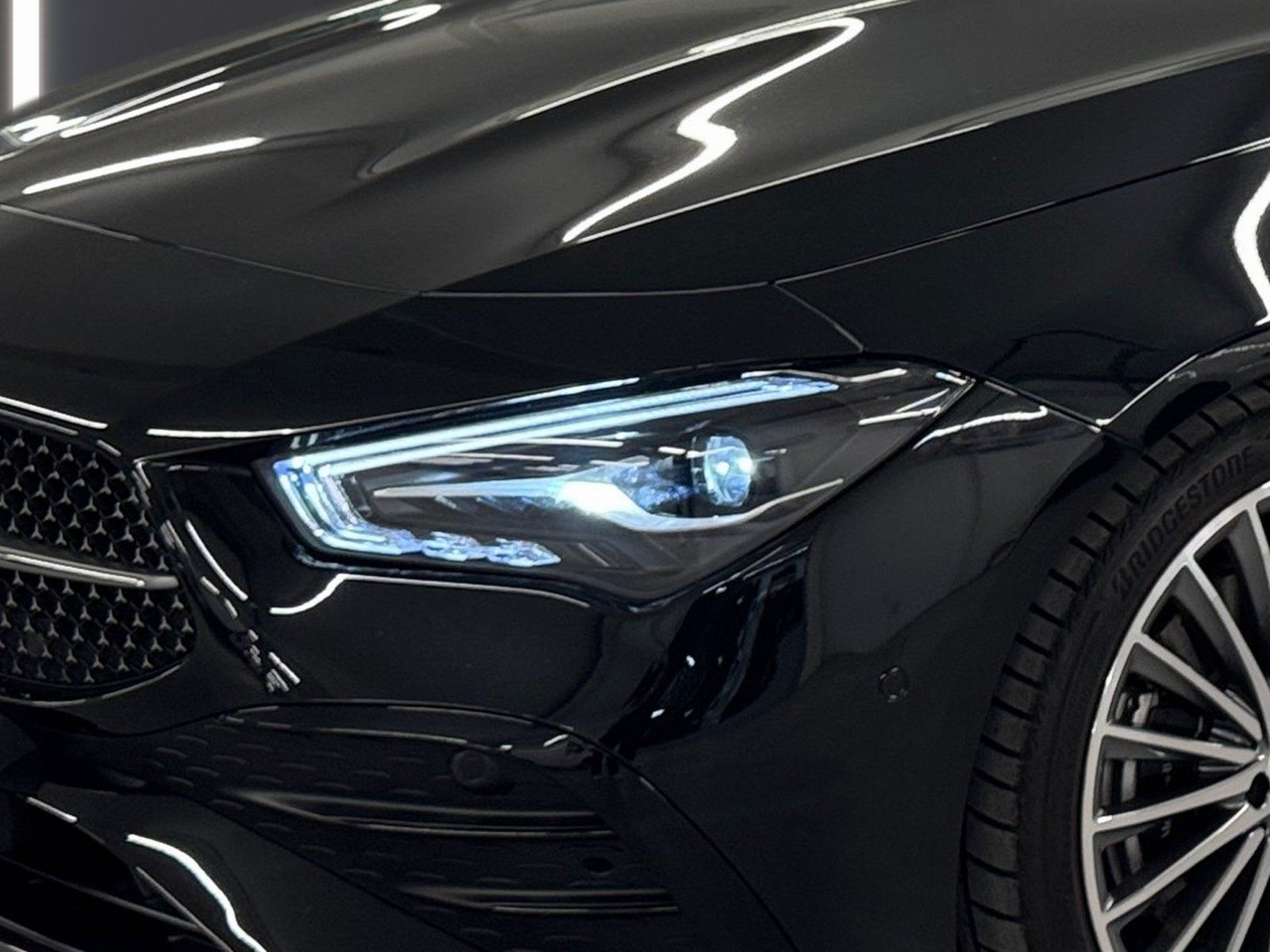 Fahrzeugabbildung Mercedes-Benz CLA 200 AMG Line*Totwinkel*Kamera*LED*19"*MBUX*