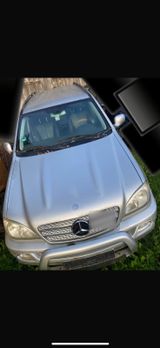 Mercedes-Benz Mercedes Benz ML 430 zu verkaufen - Mercedes-Benz ML 430 mit Benzin-Antrieb