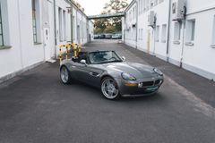 Fahrzeugabbildung BMW Z8 Roadster Alpina/Stratusgrau/Performance Paket