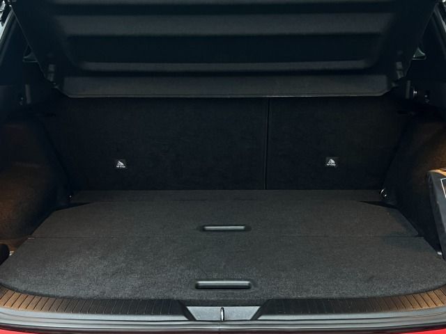 Fahrzeugabbildung Nissan Qashqai 1.3 DIG-T Xtronic Tekna LED+Design+19`