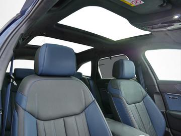 2026 AUDI RS6 photo 10
