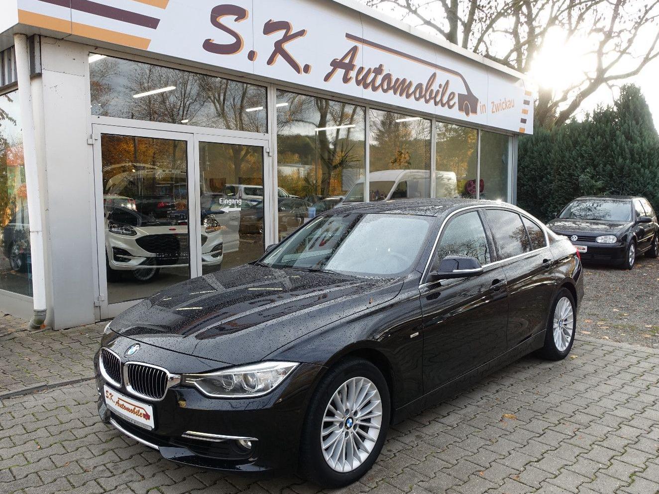 BMW 320i Luxury Line *SITZHZG*PDC*XENON*