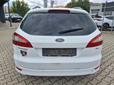 Ford Mondeo 2,0TDCi 103kW DPF Titanium Turnier - : Beheizbare Frontscheibe, mit Klimaautomatik
