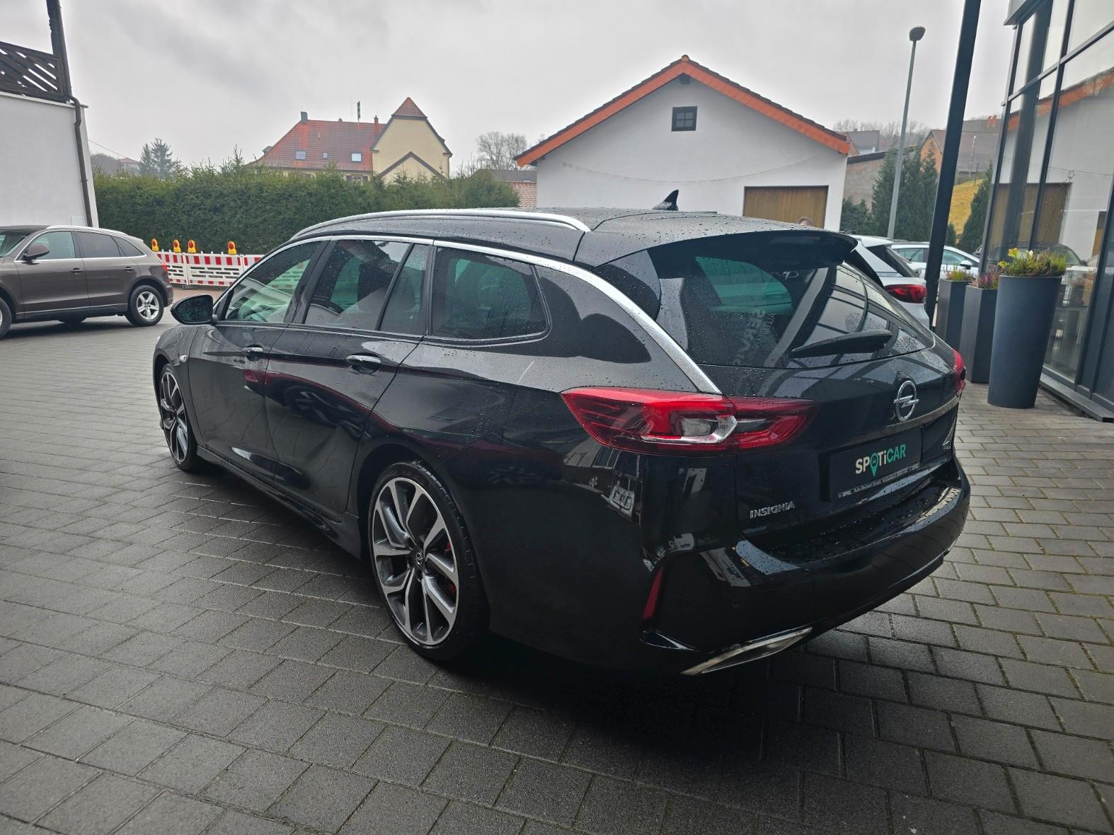 Opel Insignia B Sports Tourer GSi 4x4