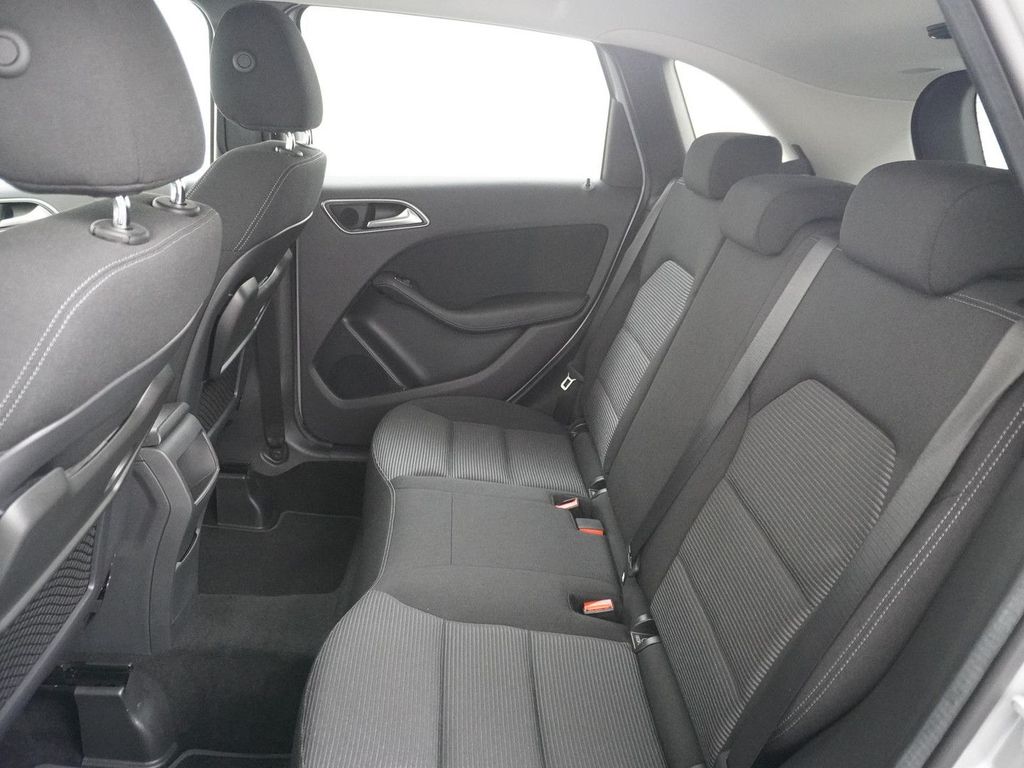 Mercedes-Benz B 180 Ambition Facelift 1e besitzer Händlerwartu