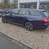 Mercedes-Benz E 220 d T Autom. - - Mercedes-Benz E 220 in Duisburg
