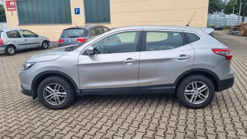 Nissan Qashqai - 2