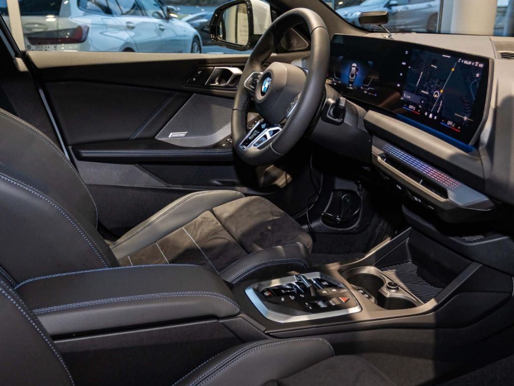 BMW 220 - Bild 16