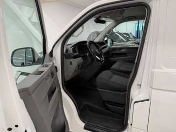 Volkswagen T6 Transporter - 10