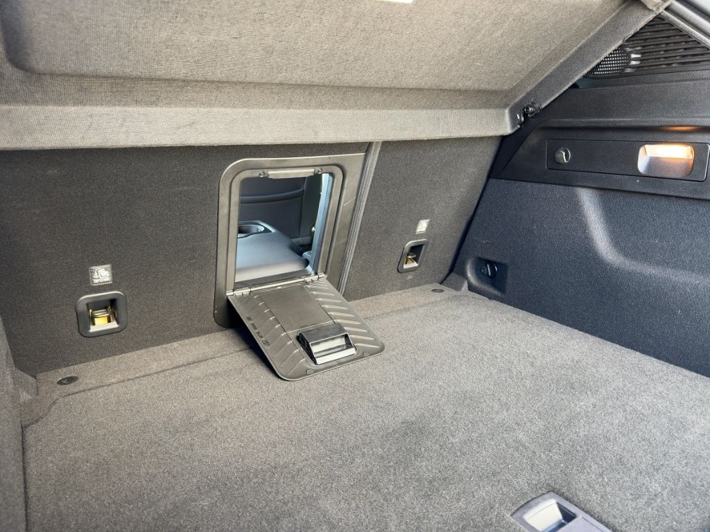 Fahrzeugabbildung Alfa Romeo Tonale Veloce, NAVI,  Leder,  Rückfahrkamera