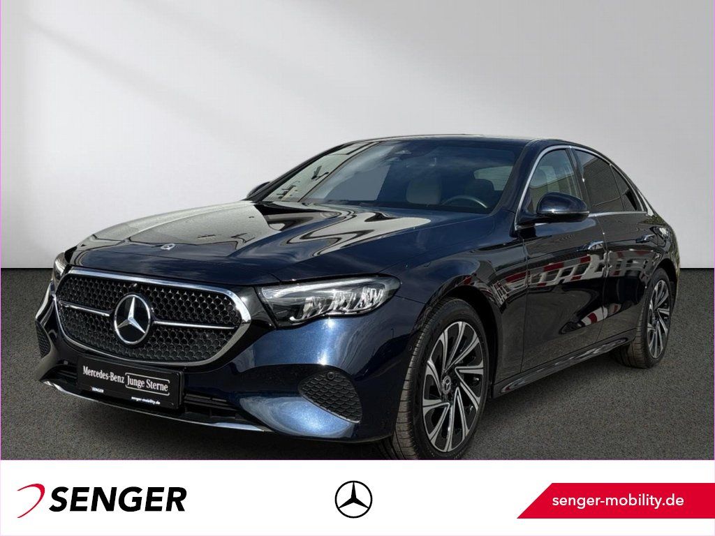 Mercedes-Benz E 300 de Avantgarde Distronic Ambiente CarPlay