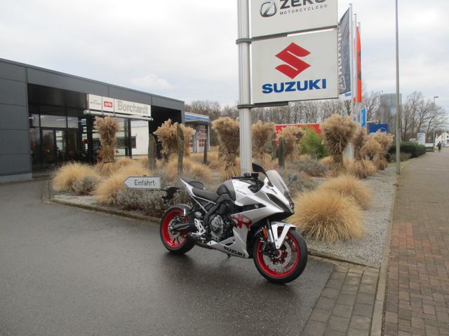 Suzuki GSX-800 R Sofort Verfügbar !