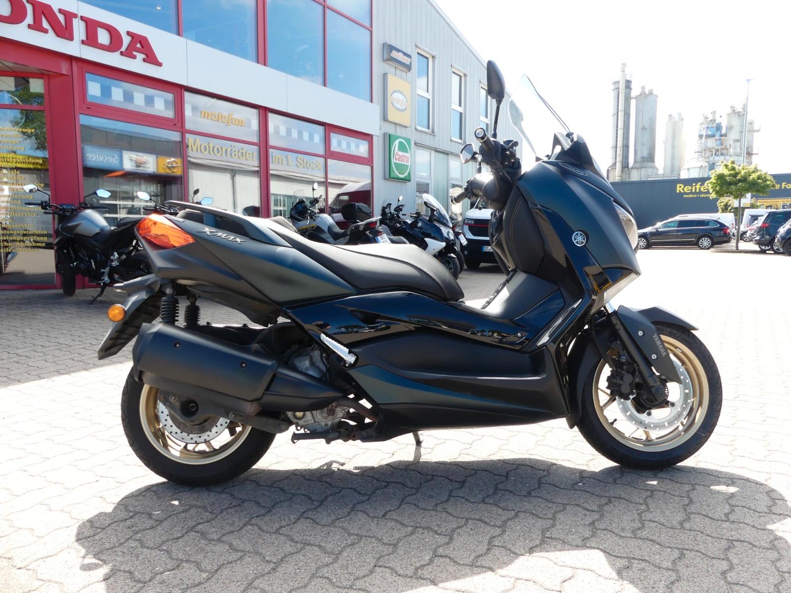 Yamaha XMAX 300 Tech MAX incl. Anlieferung