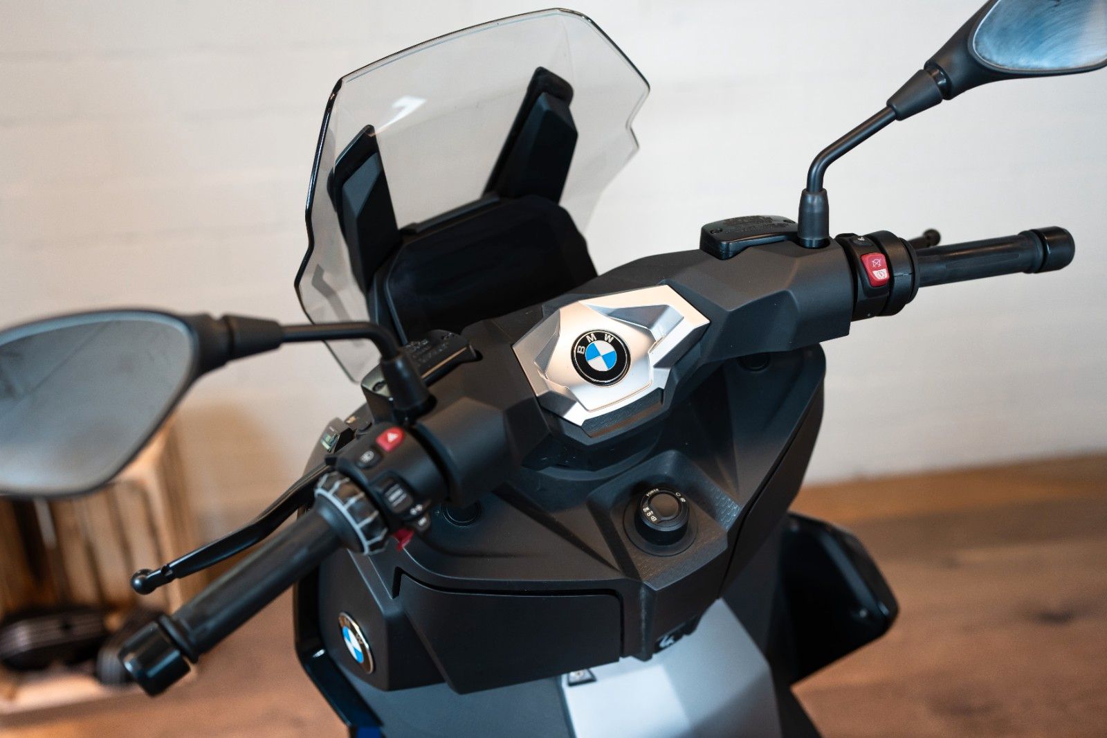 Fahrzeugabbildung BMW C400X scheckheftgepflegt TOP Zustand