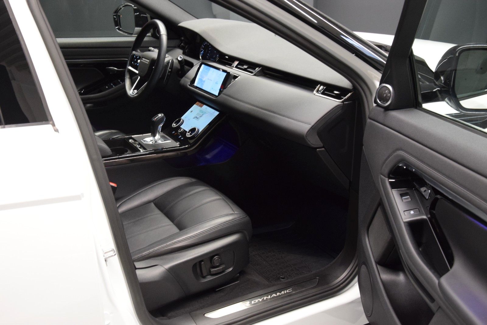 Fahrzeugabbildung Land Rover Range Rover Evoque R-Dynamic SE Pano ACC Memory