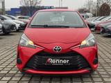 Toyota Yaris 1.0 VVT-i, Cool & Sound-Paket, vulcanorot - Toyota Yaris Gebrauchtwagen in München