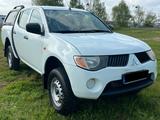 Mitsubishi L200 Invite Doppelkabine 4WD - Mitsubishi L200 aus 2006