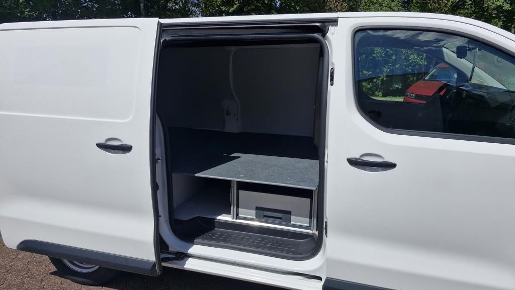 Autohaus Zimpel - Opel Vivaro Cargo M 1.5 CDTi BOTT+Rückfahrkamera - Bild 11 Autohaus Zimpel - Opel Vivaro Cargo M 1.5 CDTi BOTT+Rückfahrkamera - Bild 11