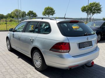 Volkswagen Golf - 5