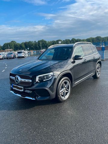 MERCEDES-BENZ GLB 200 d 4MATIC AMG Standh Panorama Kamera AHK 