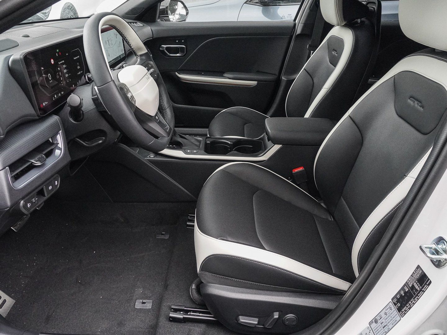Kia K4 - Bild 12