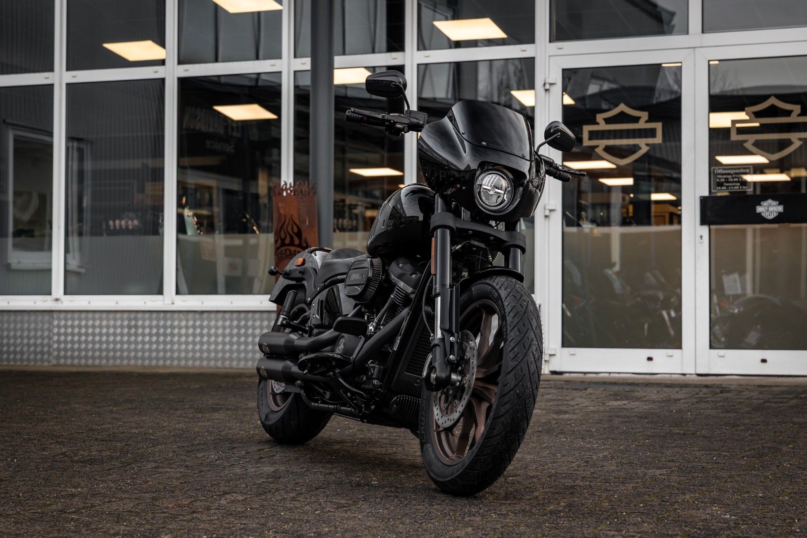 Fahrzeugabbildung Harley-Davidson LOW RIDER S FXLRS CLUBSTYLE - Jekill & Hyde